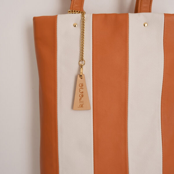 Tote bag en cuir d’agneau rayures citrouille meringue