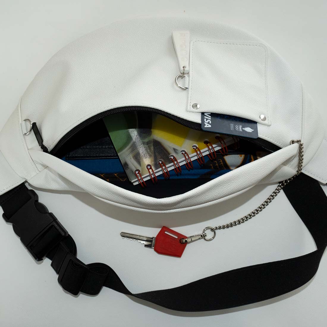Sac banane en cuir coloris meringue