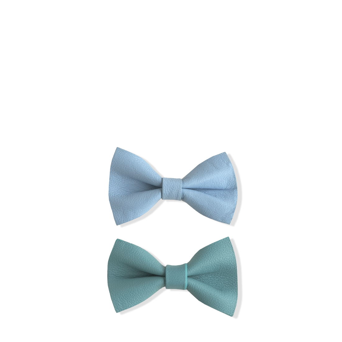 Barrette papillon en cuir d'agneau coloris bleu