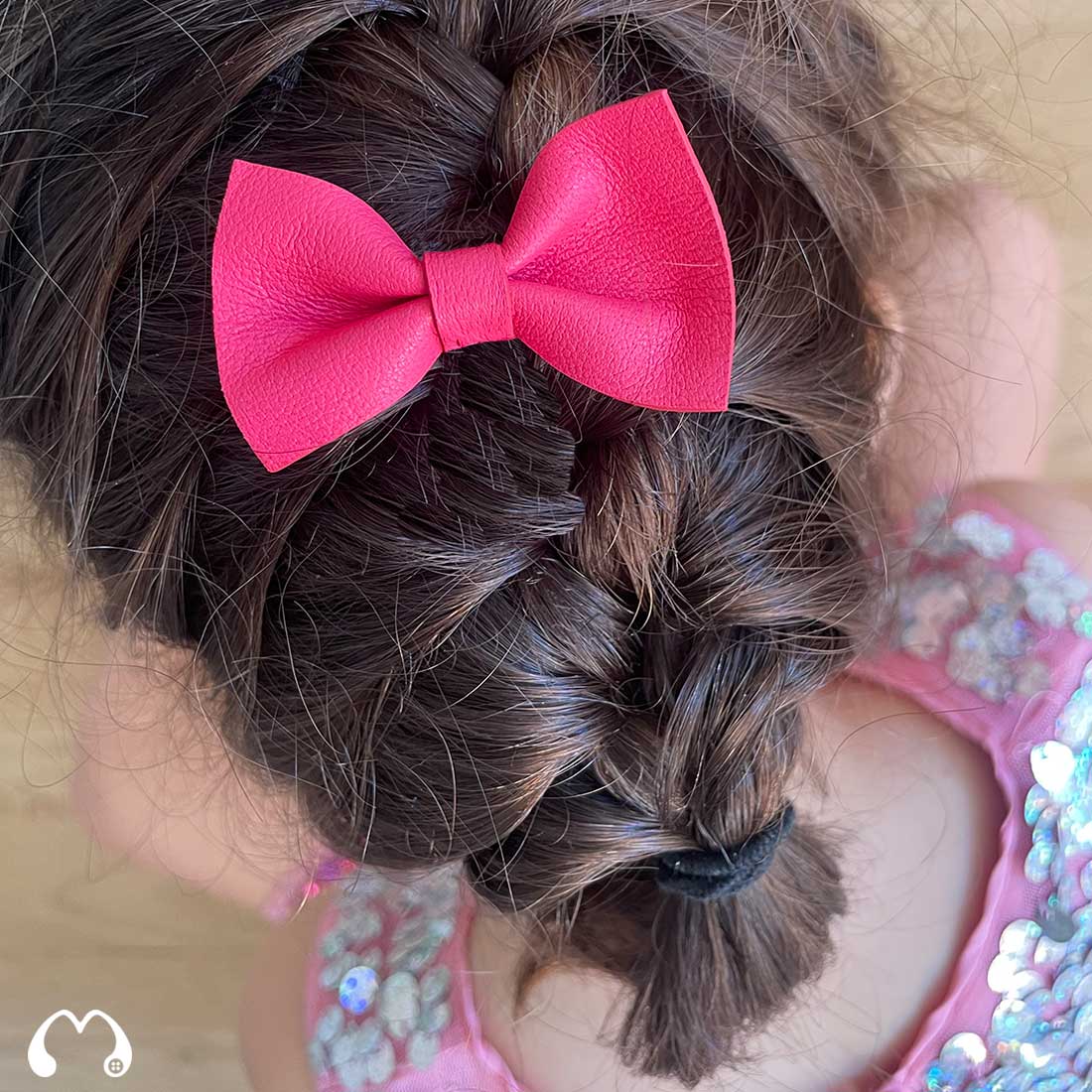 Barrette papillon en cuir d'agneau coloris rose