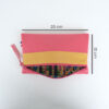 Pochette rectangulaire taille maxi en cuir d'agneau coloris fruit du dragon curcuma