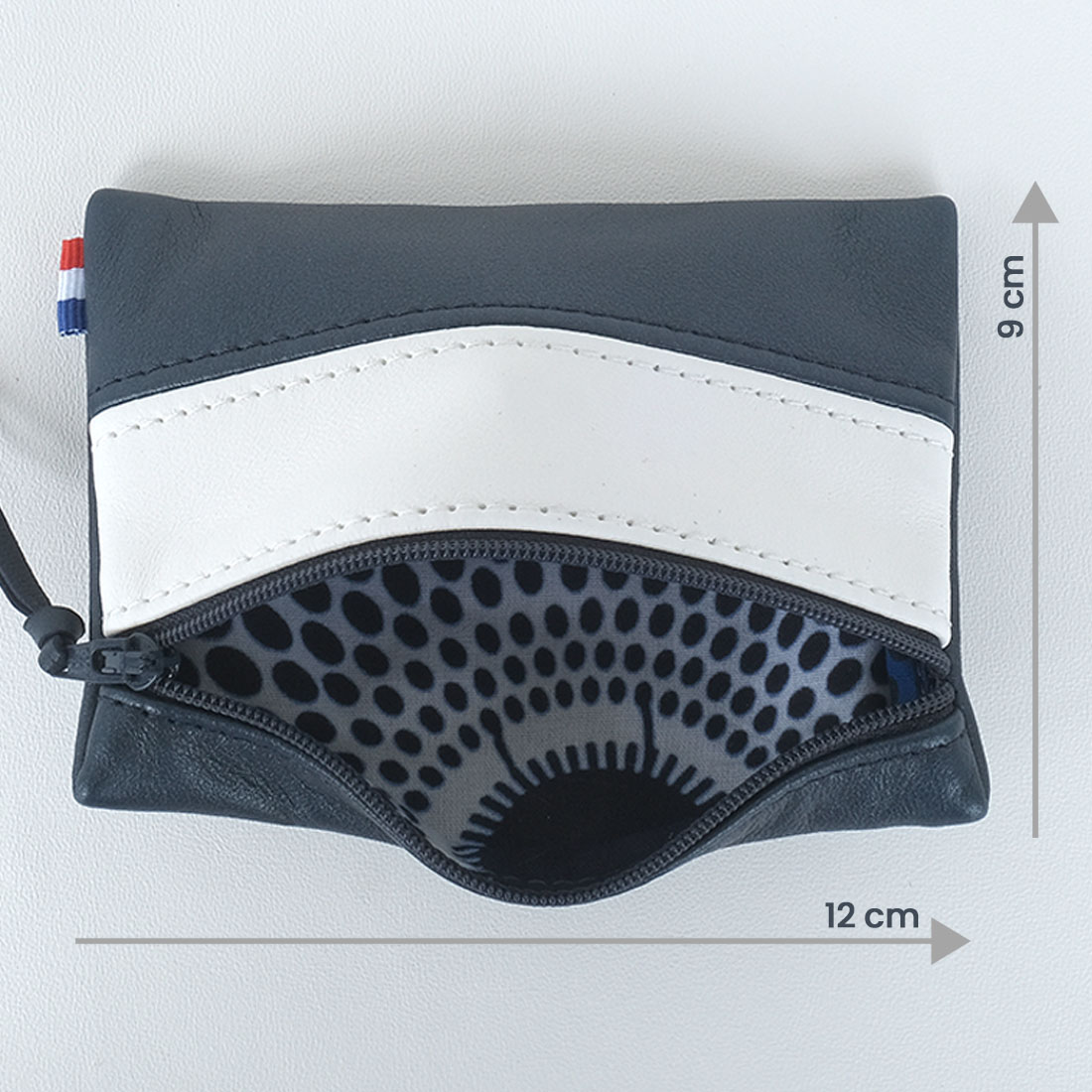 Pochette zippée rectangulaire en cuir d'agneau format mini bicolore bleu marine blanc