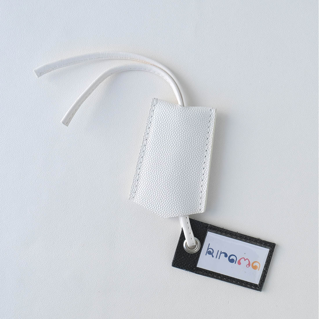 Porte-étiquette en cuir artisanal blanc