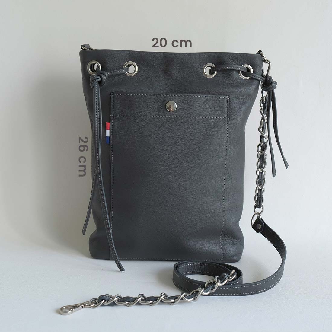 Mini tote bag en cuir double face coloris gris lentille et blanc meringue